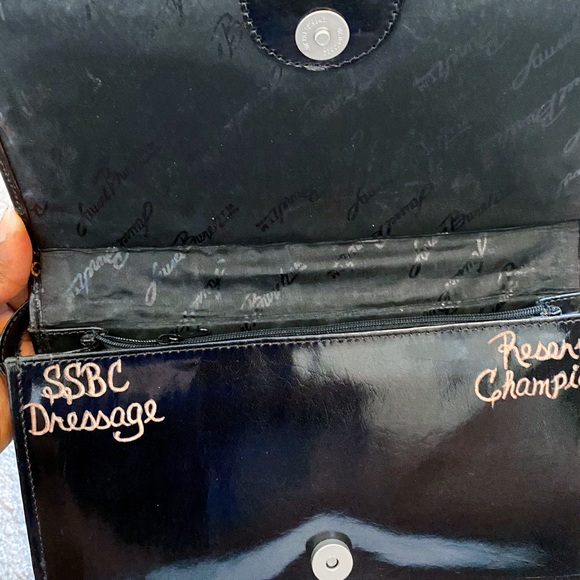 LIKE NEW Laurel Burch Vintage Clutch Purse - Picture 10 of 14